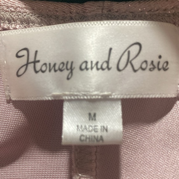 Sparkly pink homecoming dress - Picture 2 of 2